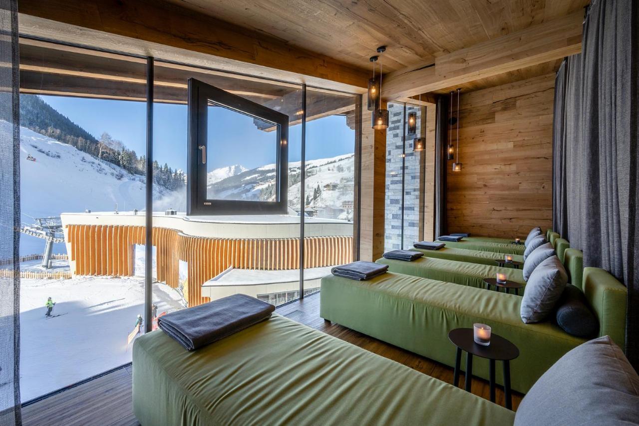 Hotel Das Zwoelferhaus Зальбах-Хинтерглемм Экстерьер фото